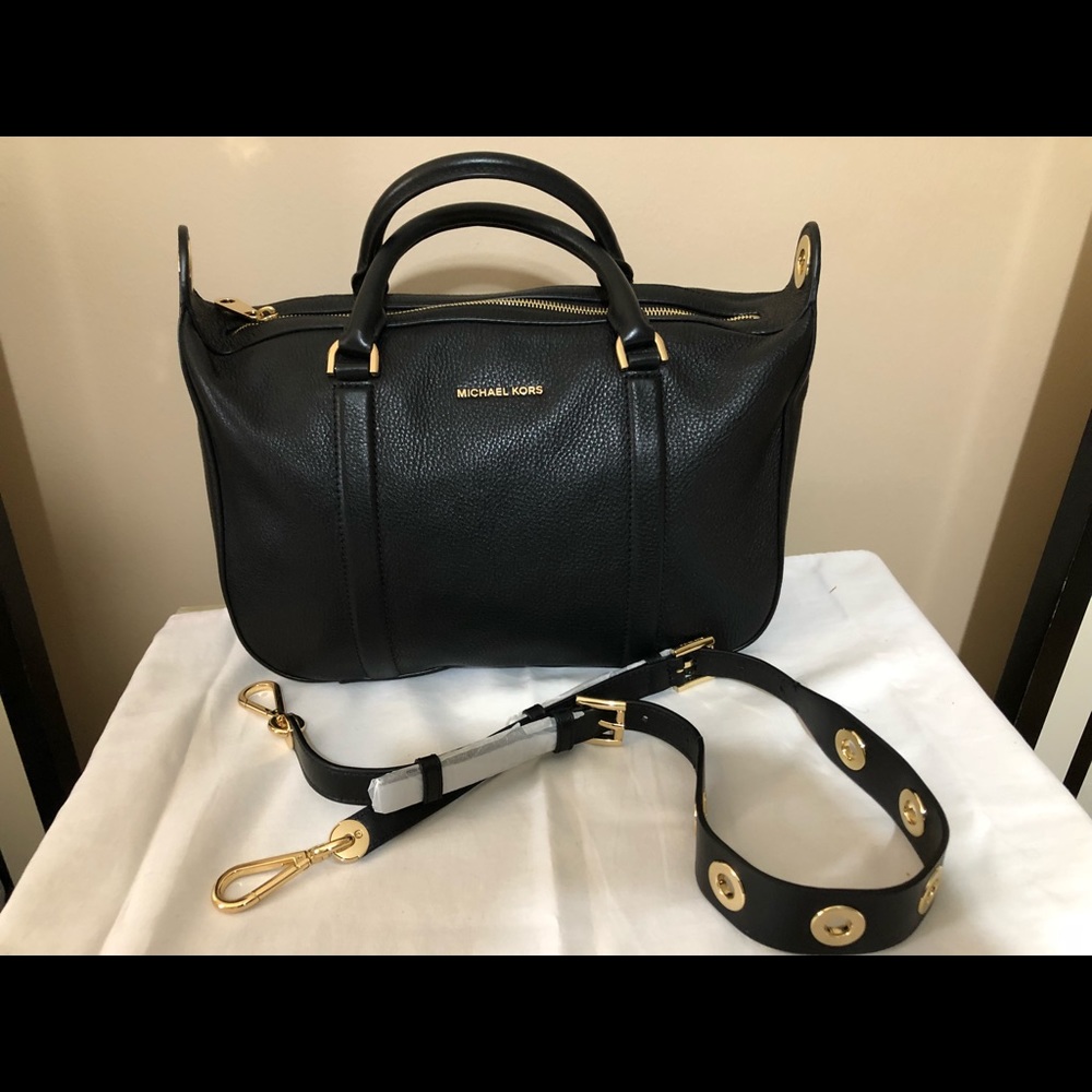 Satchel handbag